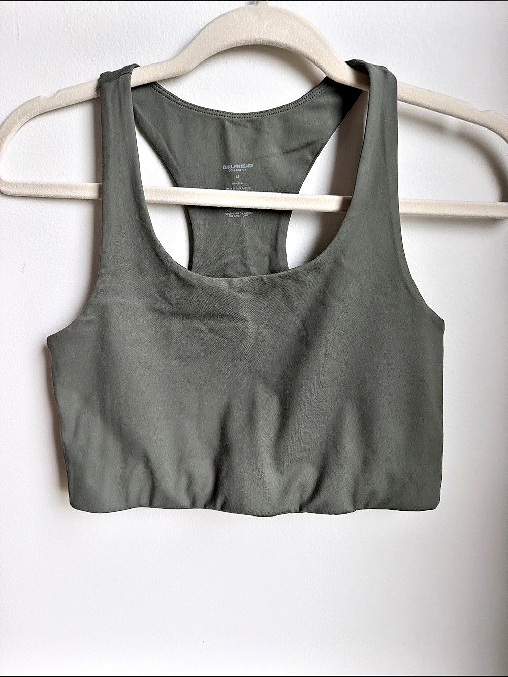 Girlfriend Collective Tommy Cropped Bra olive Green